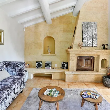 Stunning In With Kitchen Vallabregues