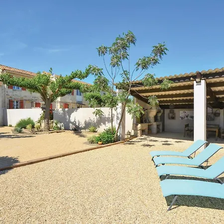 Stunning In With Kitchen Holiday home *
